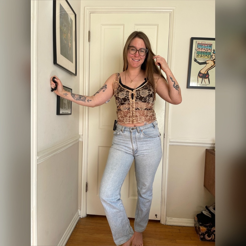 90s/ Y2K Vintage Sheer Gold Lace Crop Top - Picture 2 of 9